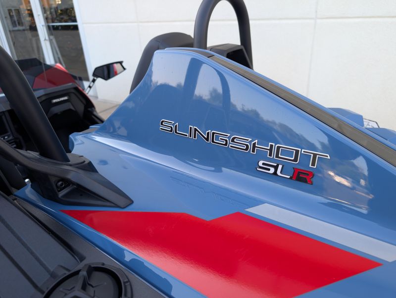 2025 Polaris SLINGSHOT SLR MANUALImage 6
