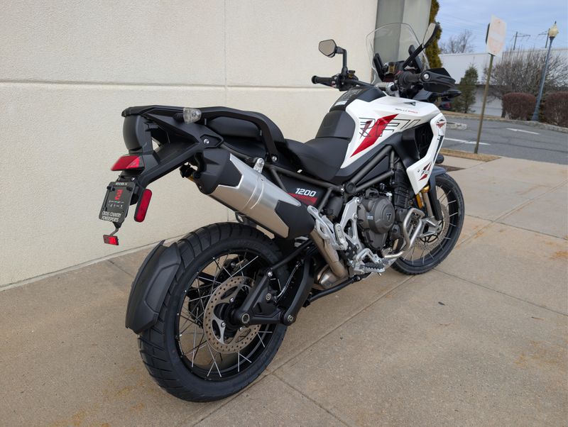 2026 Triumph TIGER 1200 DESERT EDImage 3