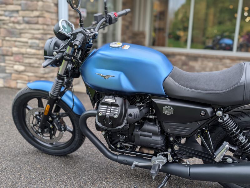 New 2026 Moto Guzzi V7 Stone Image 5