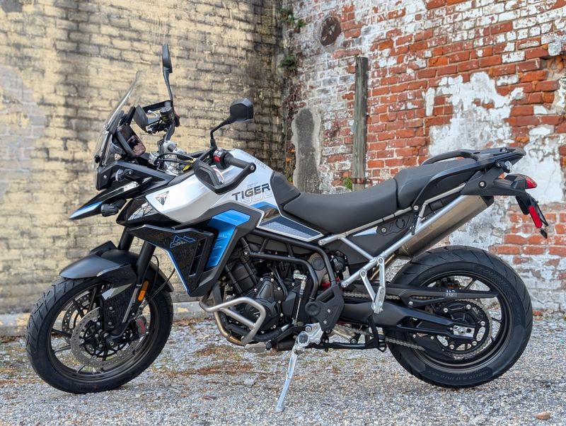 New 2026 Triumph TIGER 900 ALPINE EDITION 