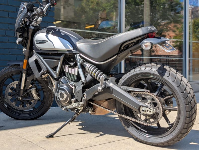 Used 2022 Ducati SCRAMBLER 800 DARK 