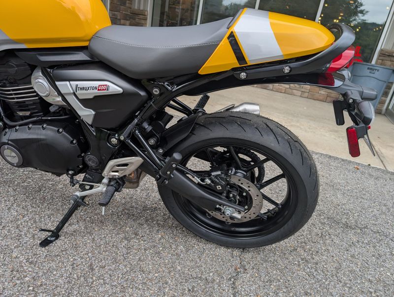 New 2026 Triumph Thruxton 400 Image 4