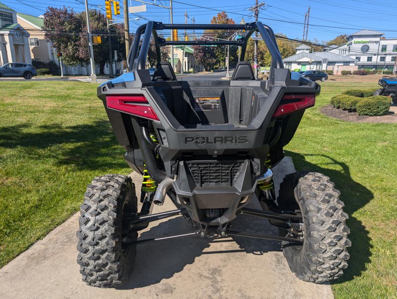 2025 Polaris RZR PRO XP PREMIUMImage 4