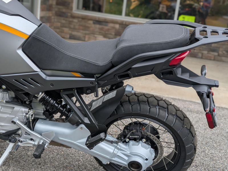 2025 Moto Guzzi Stelvio Base  Yellow SavanaImage 7