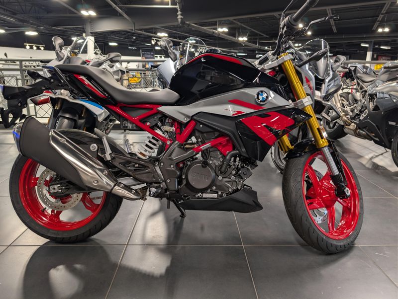 2025 BMW G 310 RImage 1