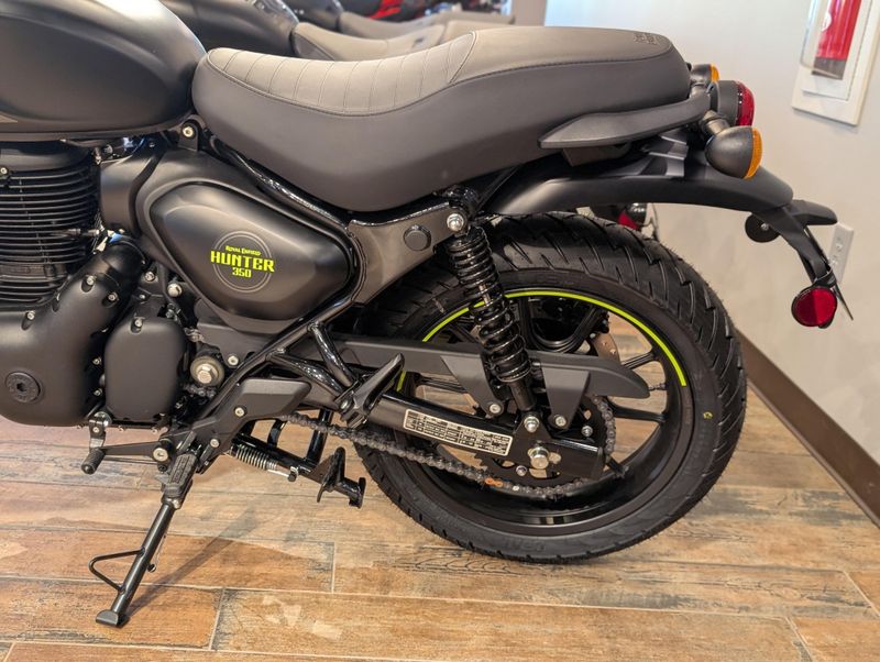 New 2026 Royal Enfield HUNTER 350 Image 3