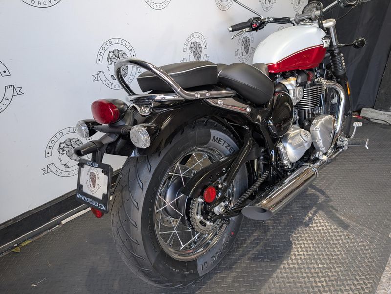 New 2025 Triumph BONNEVILLE SPEEDMASTER 