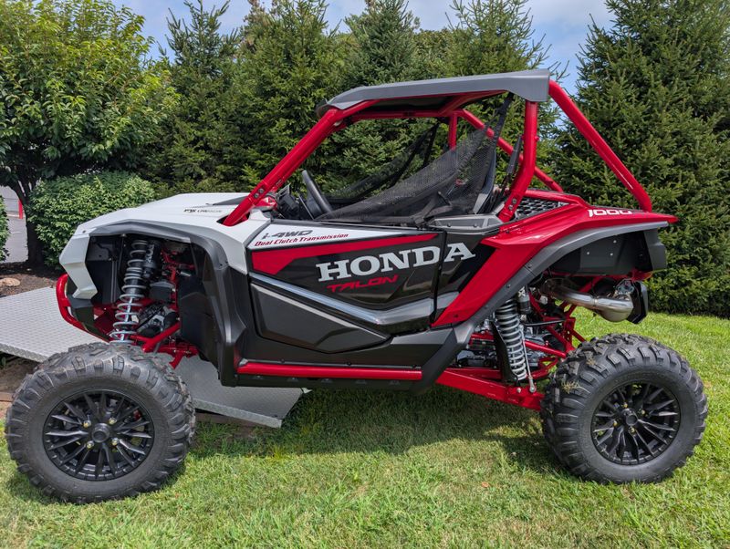 2024 Honda TALON 1000R FOX LIVE VALVEImage 2