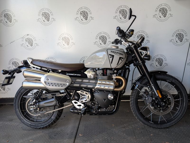 New 2025 Triumph SCRAMBLER 1200X 
