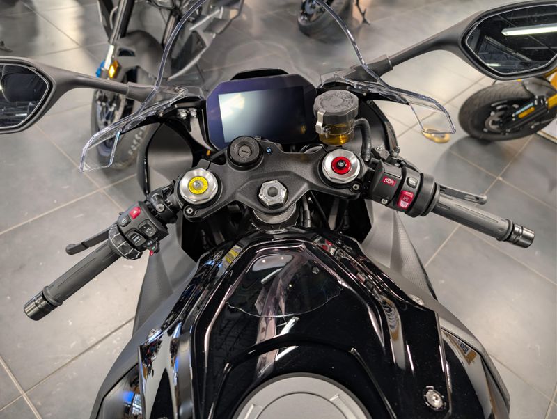 2026 BMW S 1000 RRImage 4