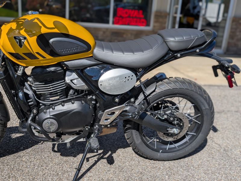 New 2026 Triumph Scrambler 400 XC Image 7