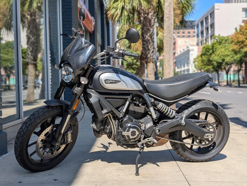Used 2022 Ducati SCRAMBLER 800 DARK 