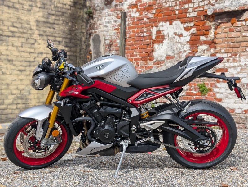 New 2026 Triumph STREET TRIPLE RX 