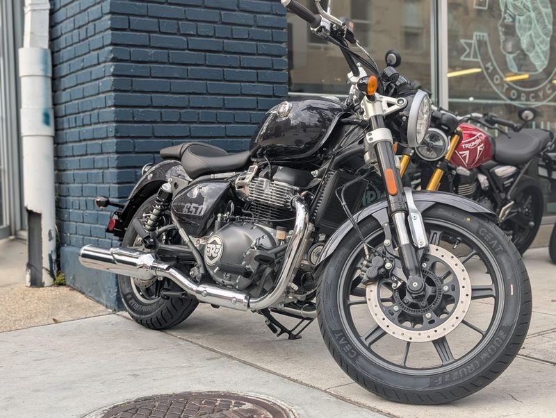 New 2024 Royal Enfield SUPER METEOR 650 