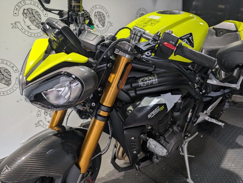 2026 Triumph SPEED TRIPLE RX 