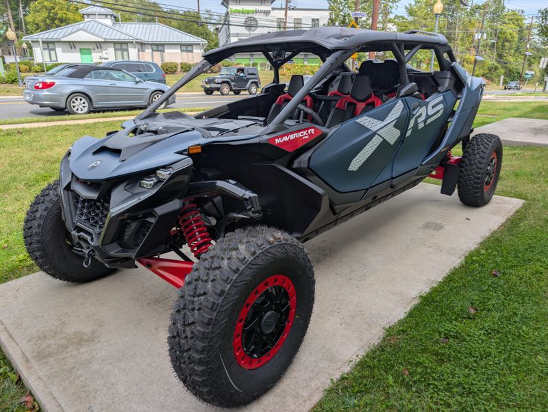 2025 Can-Am Maverick R MAX X rsImage 5