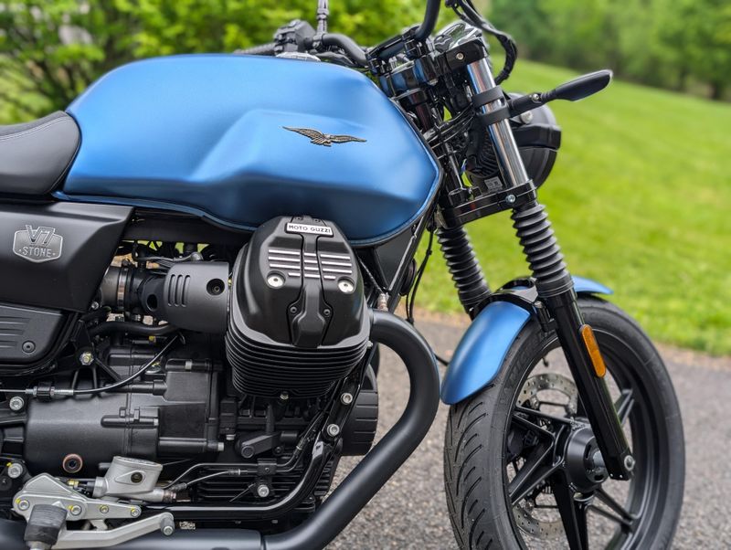 New 2026 Moto Guzzi V7 Stone Image 3
