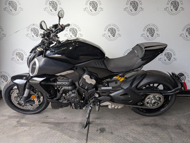 New 2024 Ducati DIAVEL V4 