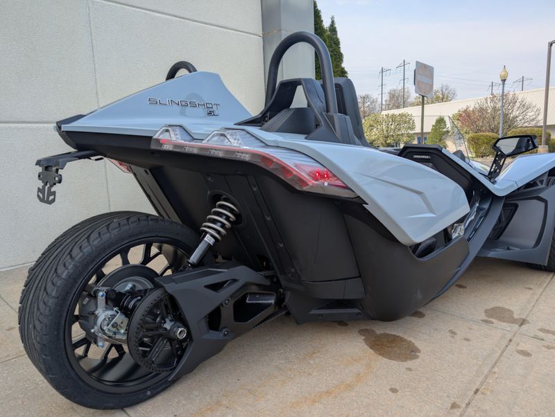 2024 Polaris SLINGSHOT SL AUTODRIVEImage 5