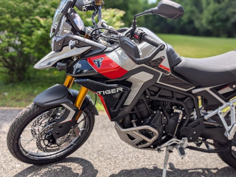 New 2025 Triumph Tiger 900 Rally Pro Image 2