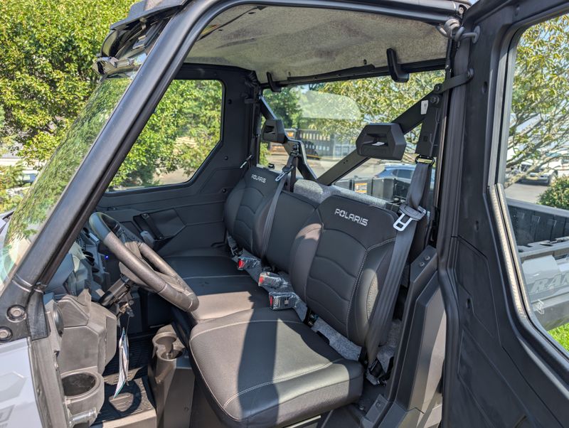 2025 Polaris RANGER XP 1000 Northstar Edition UltimateImage 8