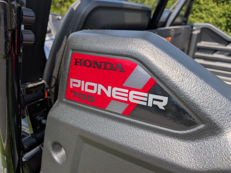 2025 Honda PIONEER 700Image 2