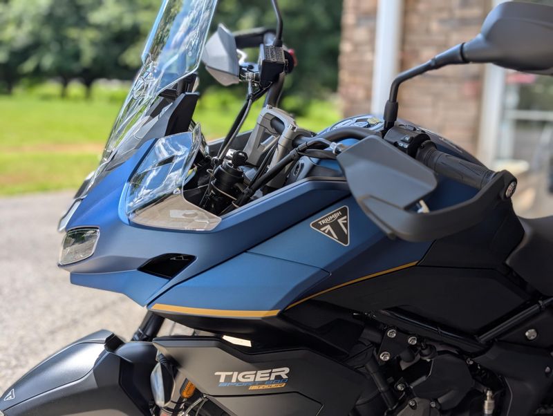 New 2026 Triumph Tiger Sport 800 Tour Image 3