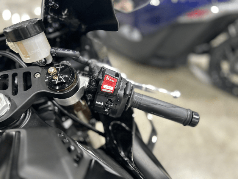 New 2025 Yamaha YZF-R1 Image 10