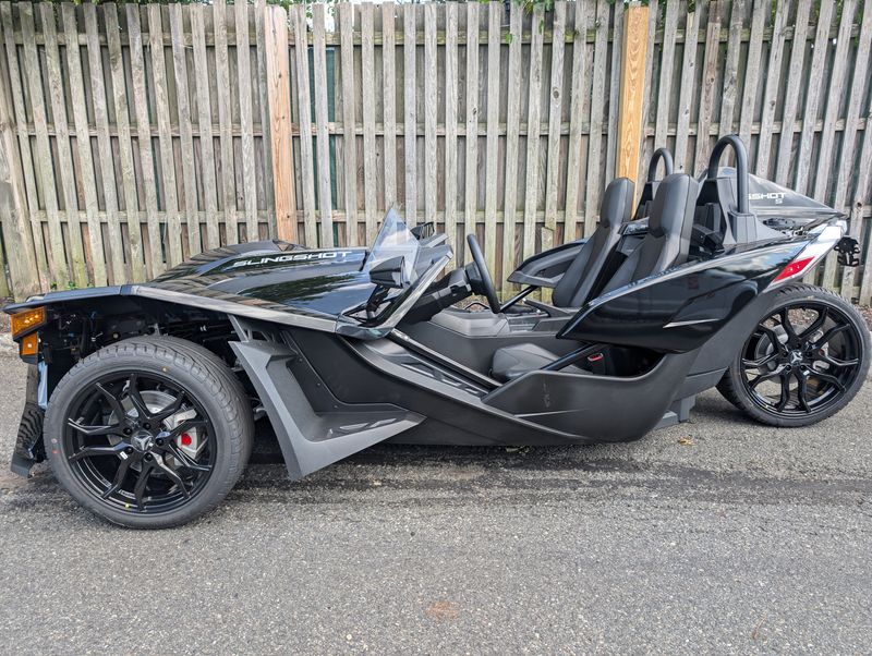 2024 Polaris SLINGSHOT S TECH AUTODRIVEImage 7