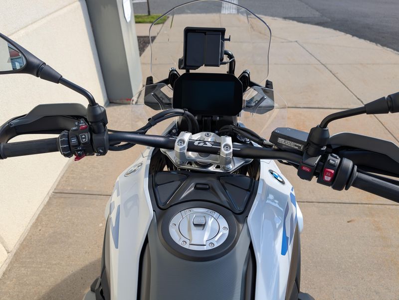 2025 BMW R 1300 GSImage 4