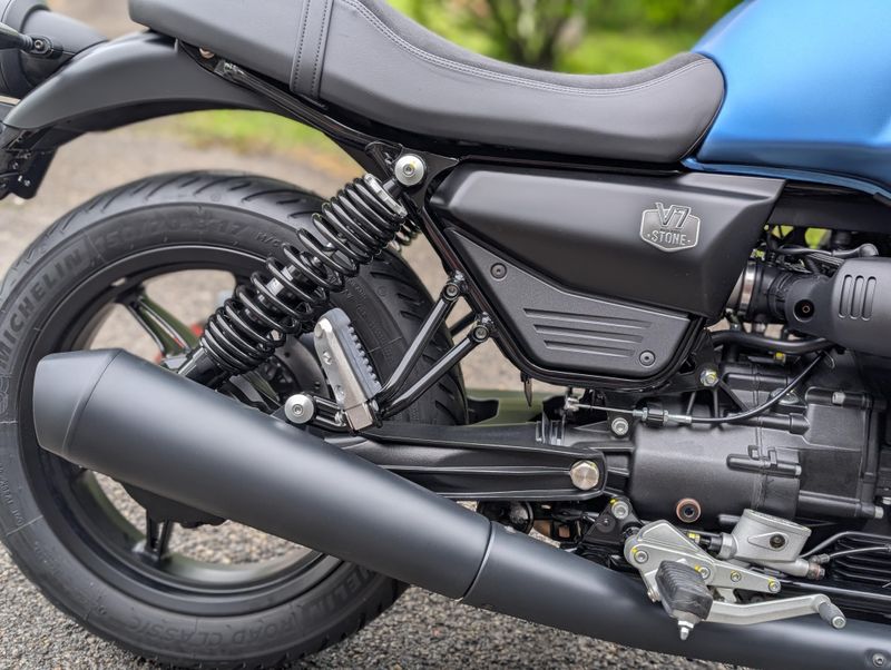 New 2026 Moto Guzzi V7 Stone Image 4