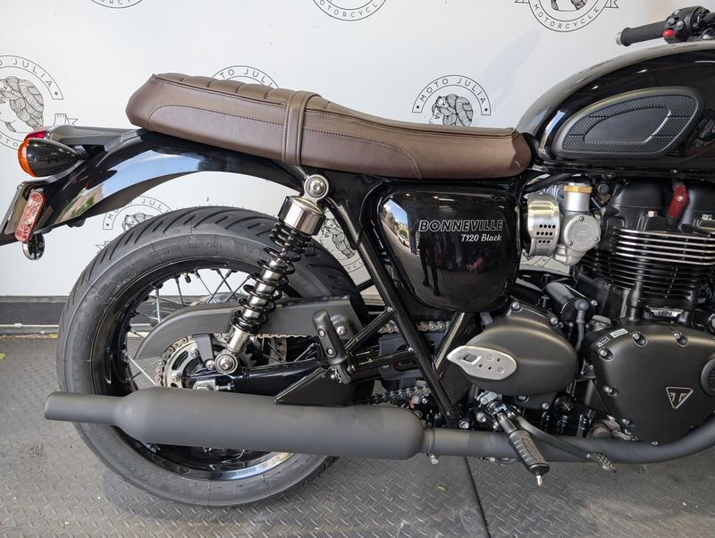 2025 Triumph BONNEVILLE T120 BLACK 