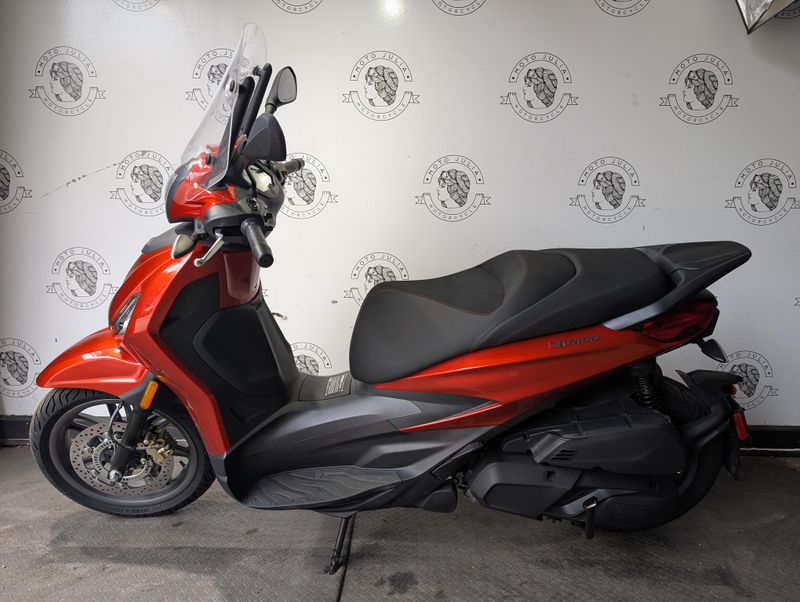 New 2024 PIAGGIO BV 400 
