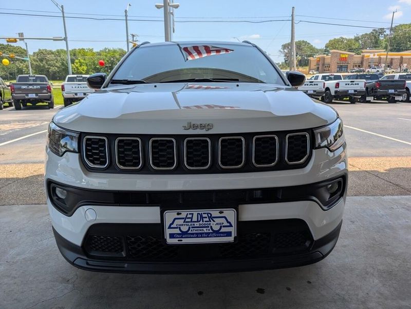 2025 Jeep Compass Latitude 4x4Image 6