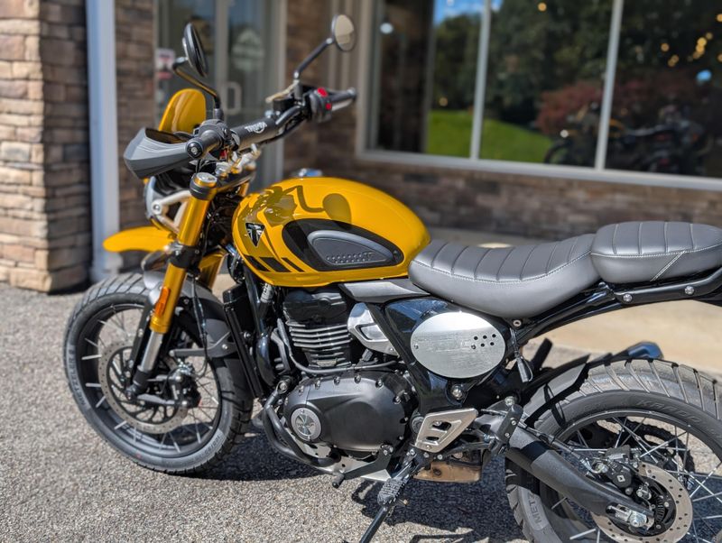 New 2026 Triumph Scrambler 400 XC Image 6