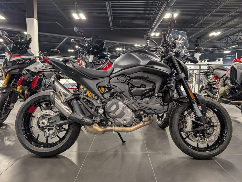 2025 Ducati MONSTER PLUSImage 1