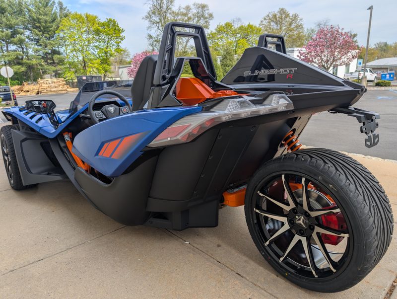 2024 Polaris SLINGSHOT R MANUALImage 2