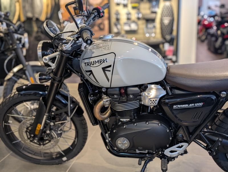 2024 Triumph Scrambler 1200Image 4