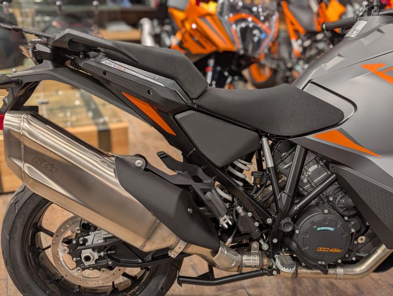 2023 KTM 1290 Super Adventure  in a Grey / Black exterior color. Pitt Cycles (724) 779-1901 pixelmotiondemo.com 