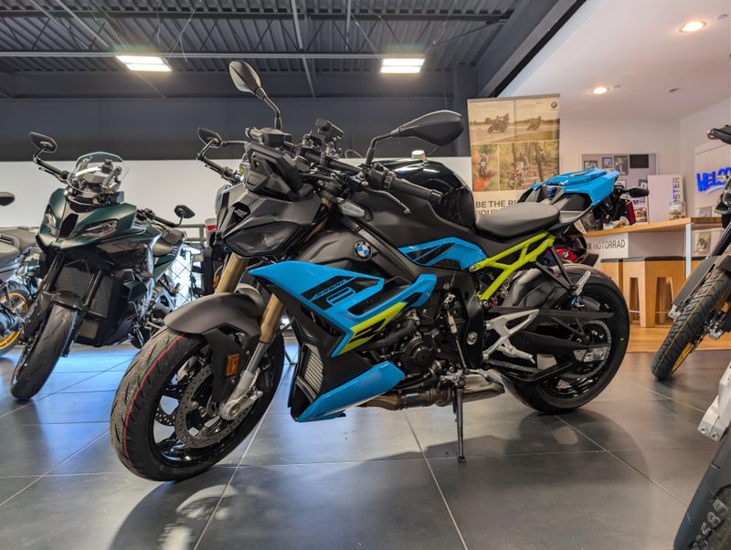 2026 BMW S 1000 RImage 2