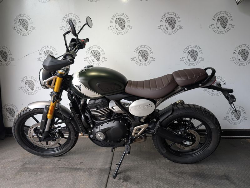 New 2025 Triumph SCRAMBLER 400X 