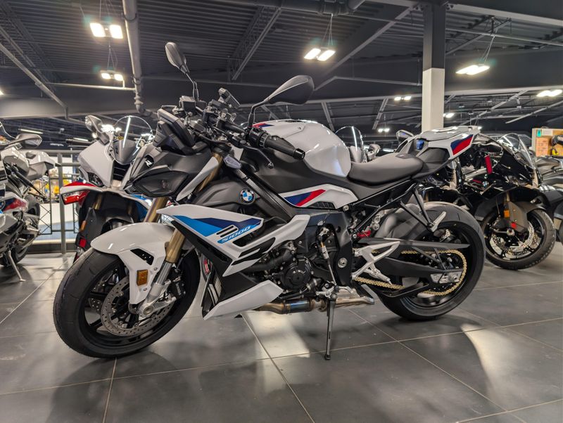 2026 BMW S 1000 RImage 3