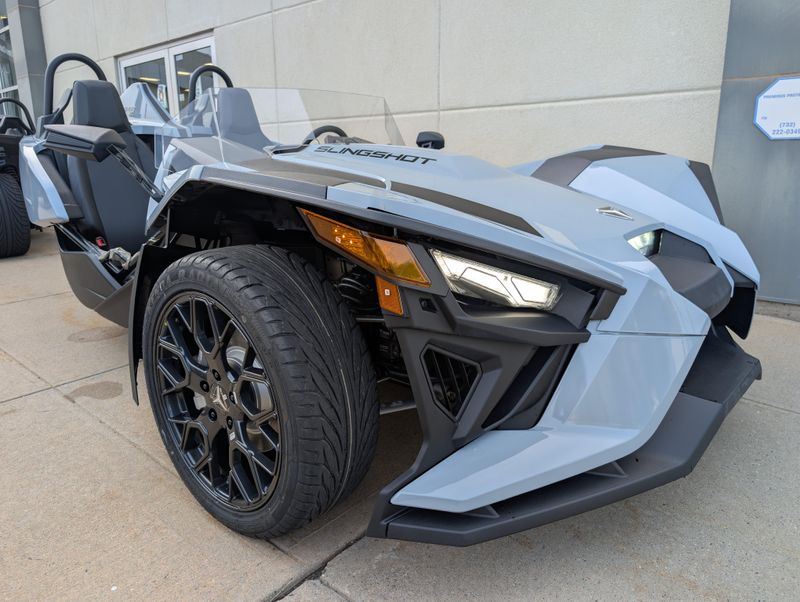 2024 Polaris SLINGSHOT SL AUTODRIVEImage 1
