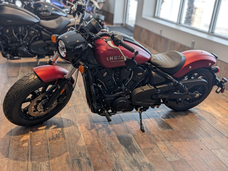 2025 Indian Motorcycle Scout Bobber Limited + Tech Sunset Red Smoke Image 8