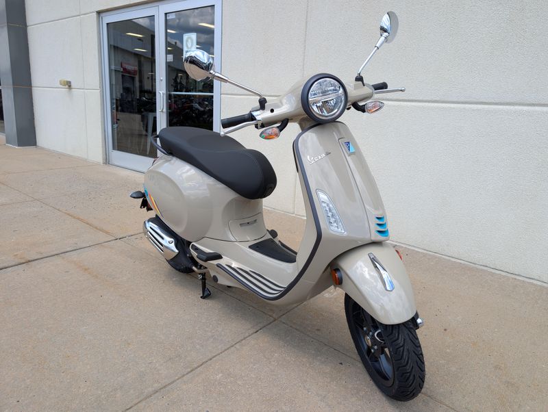 2024 Vespa PRIMAVERA 50 SPORTImage 1