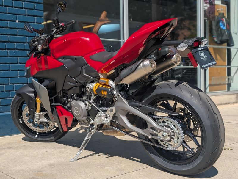 New 2026 Ducati STREETFIGHTER V2S 