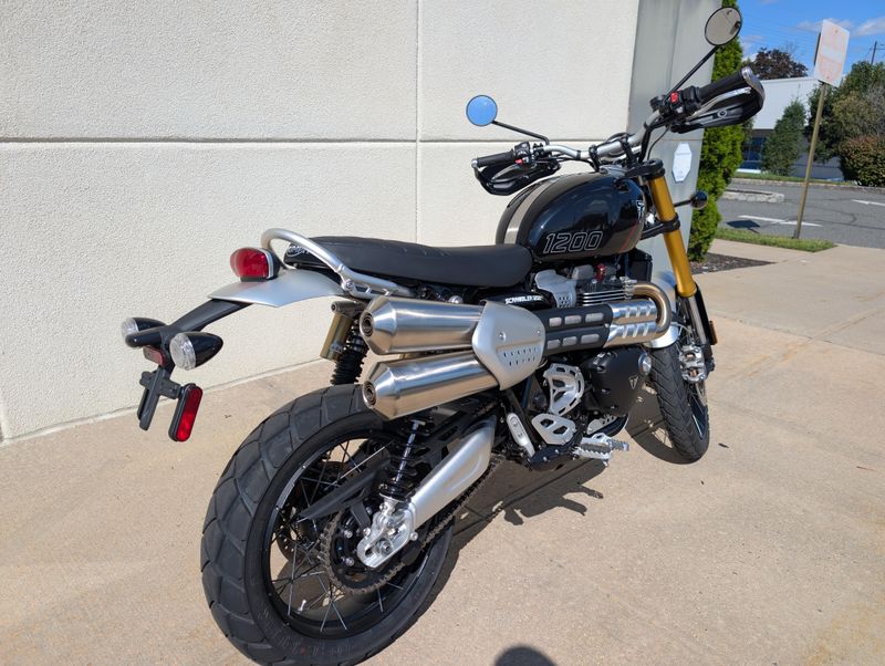2025 Triumph SCRAMBLER 1200 XEImage 7
