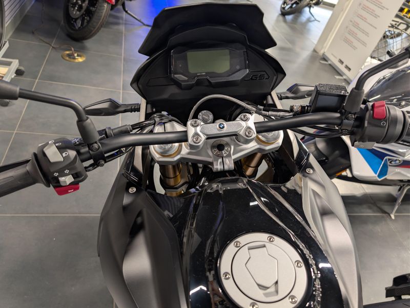 2025 BMW G 310 GSImage 3