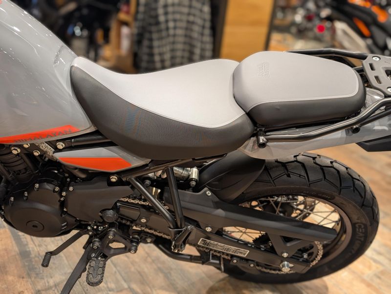 2025 Royal Enfield Slate Himalayan Salt Image 5