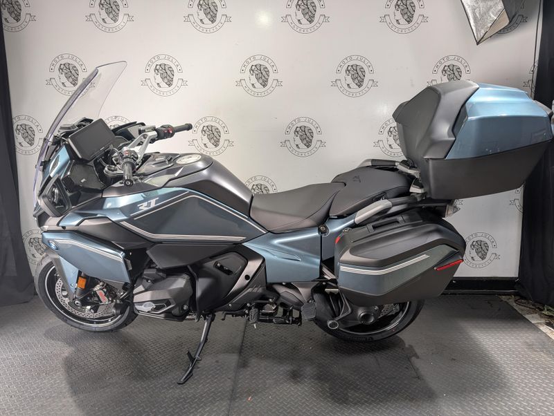 New 2026 BMW R1300RT 